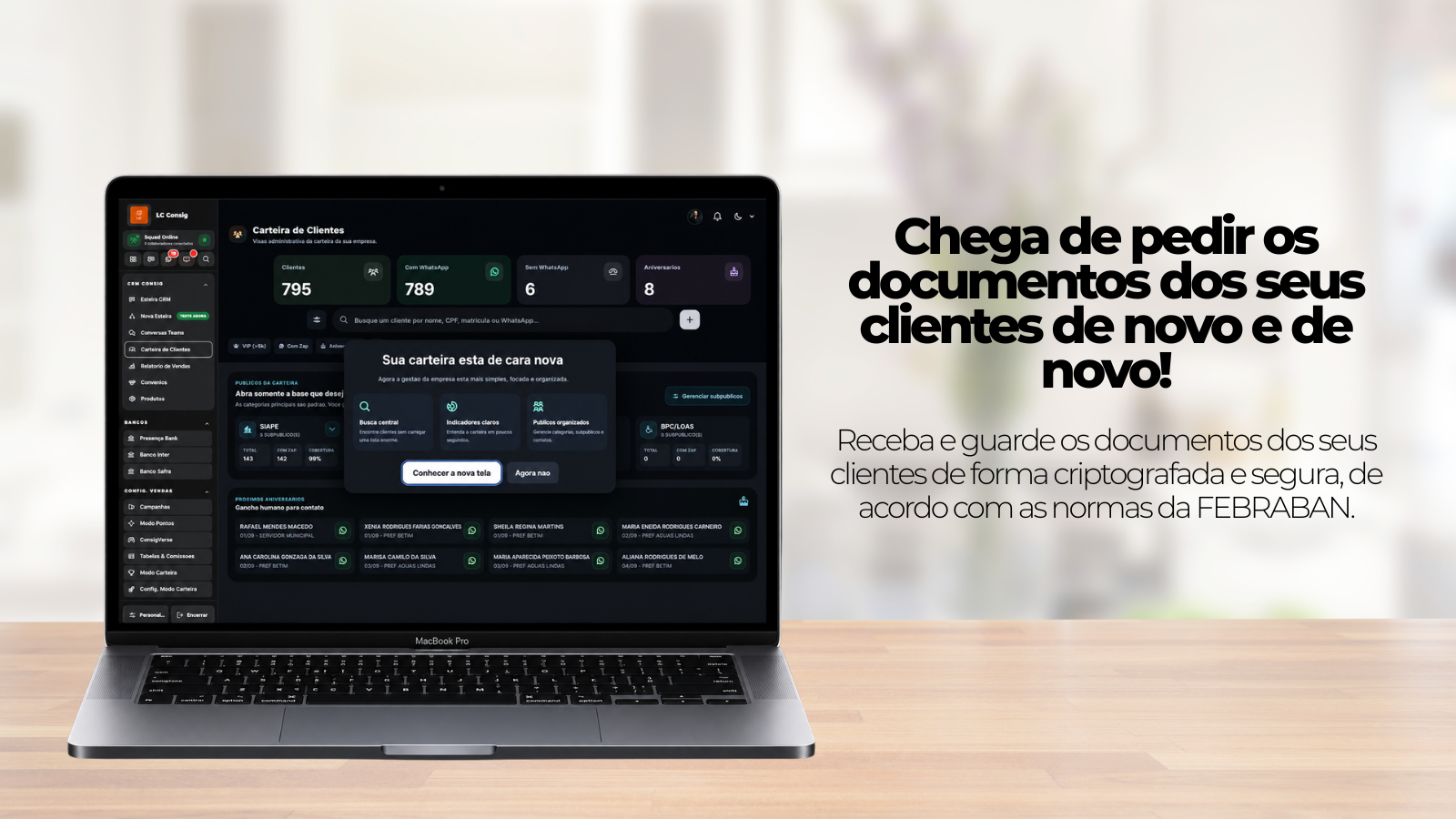 Carteira de clientes da ConsigTurbo em notebook